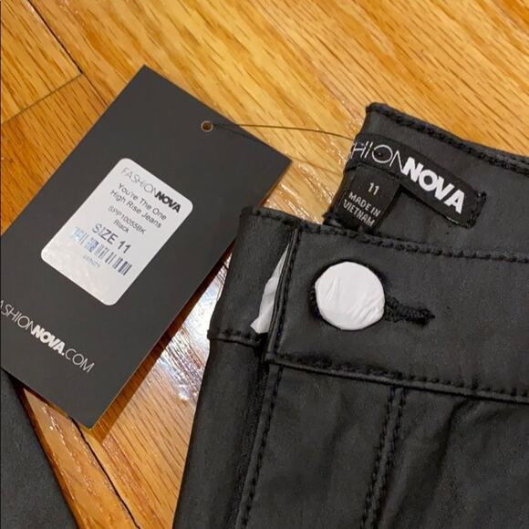 Fashion nova pleather jeans size 11 NWT - Picture 2 of 4